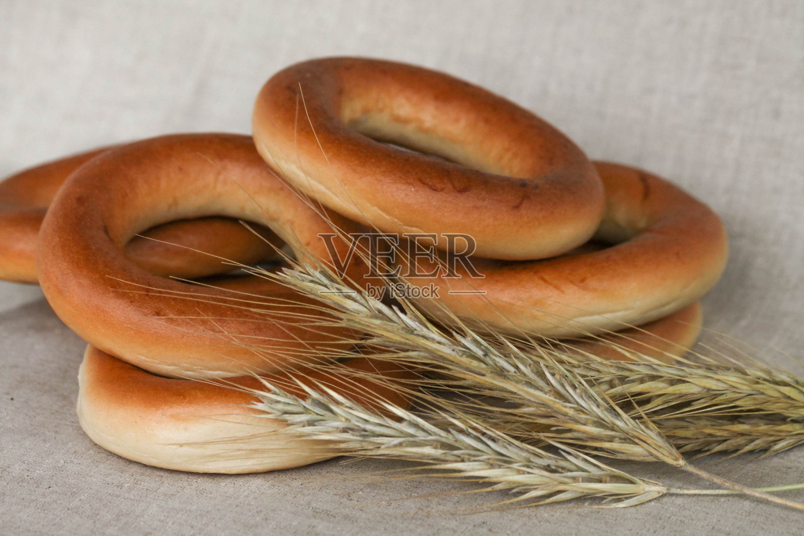 面包房产品甜百吉饼特写照片摄影图片