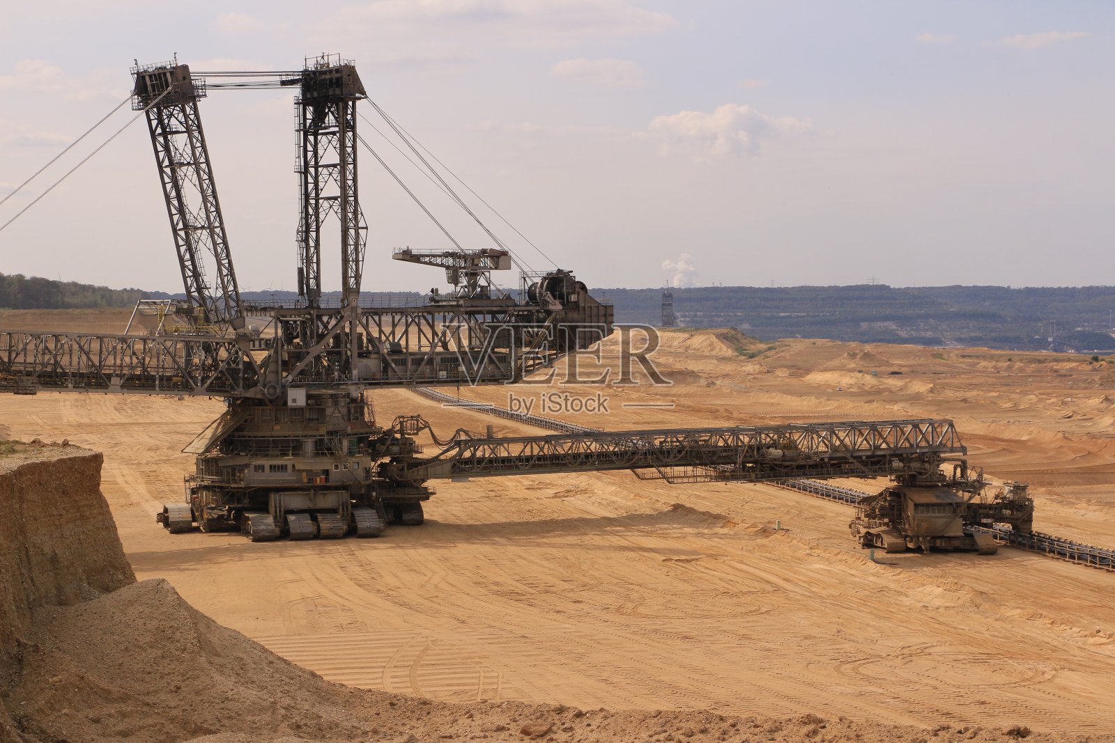 莱茵兰的褐煤露天开采照片摄影图片