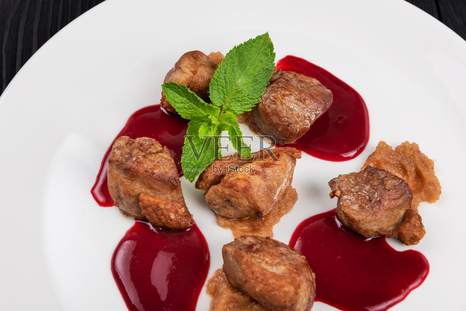 西葫芦泥炒猪肉照片摄影图片