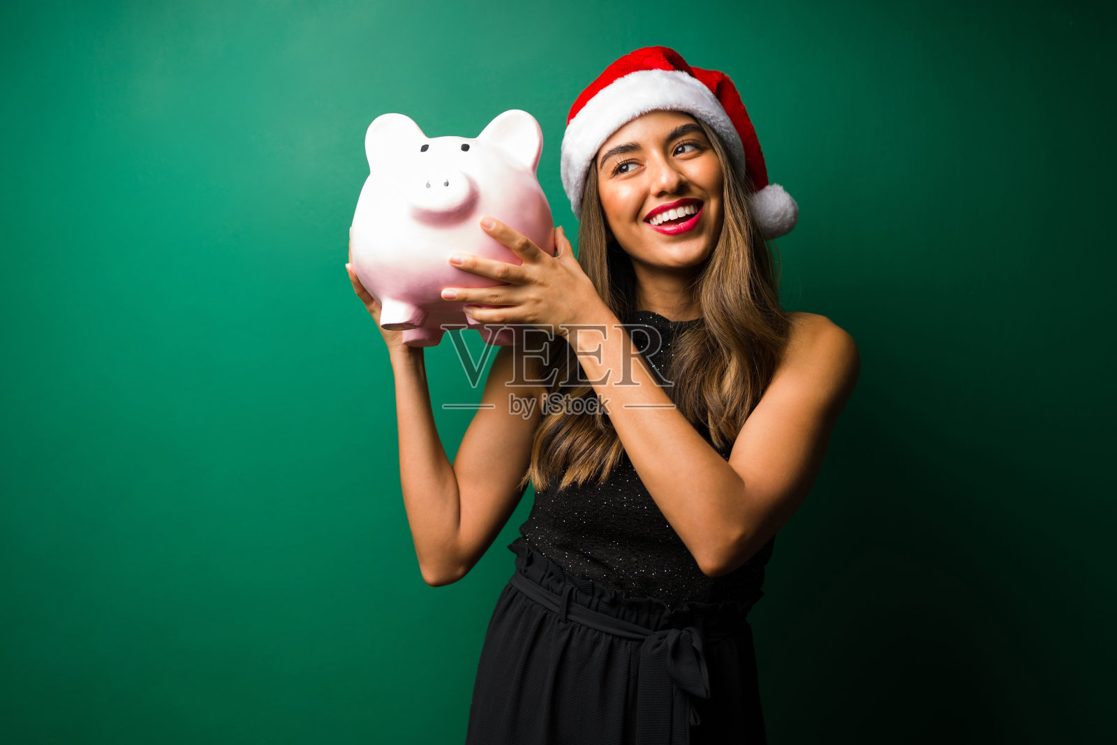 准备打破存钱罐了照片摄影图片