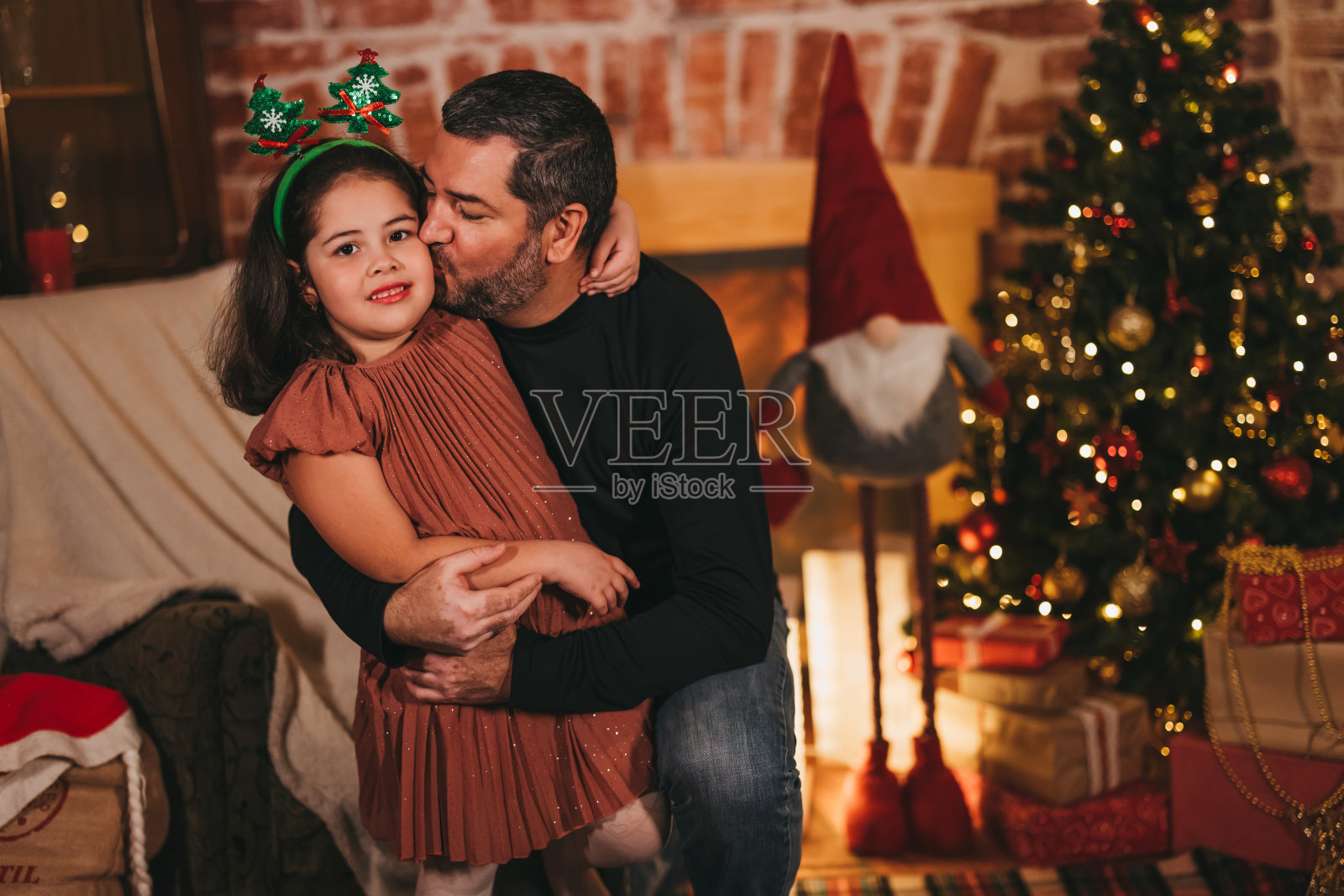 甜蜜之家照片摄影图片