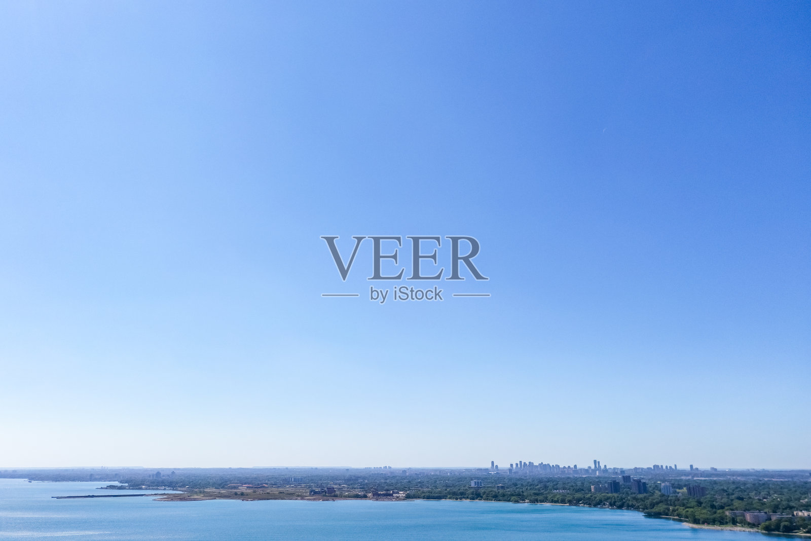 加拿大埃托比科克,空中上校塞缪尔史密斯公园和多伦多城市景观照片摄影图片