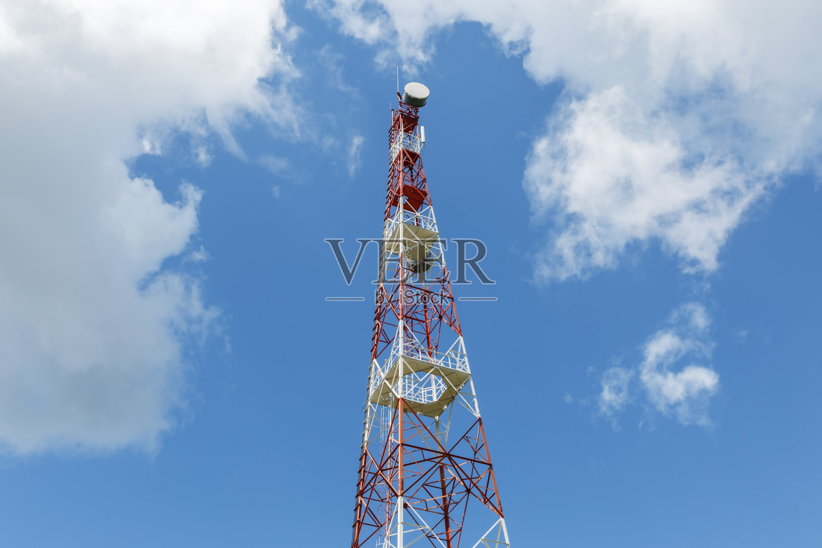 蜂窝塔底视图照片摄影图片