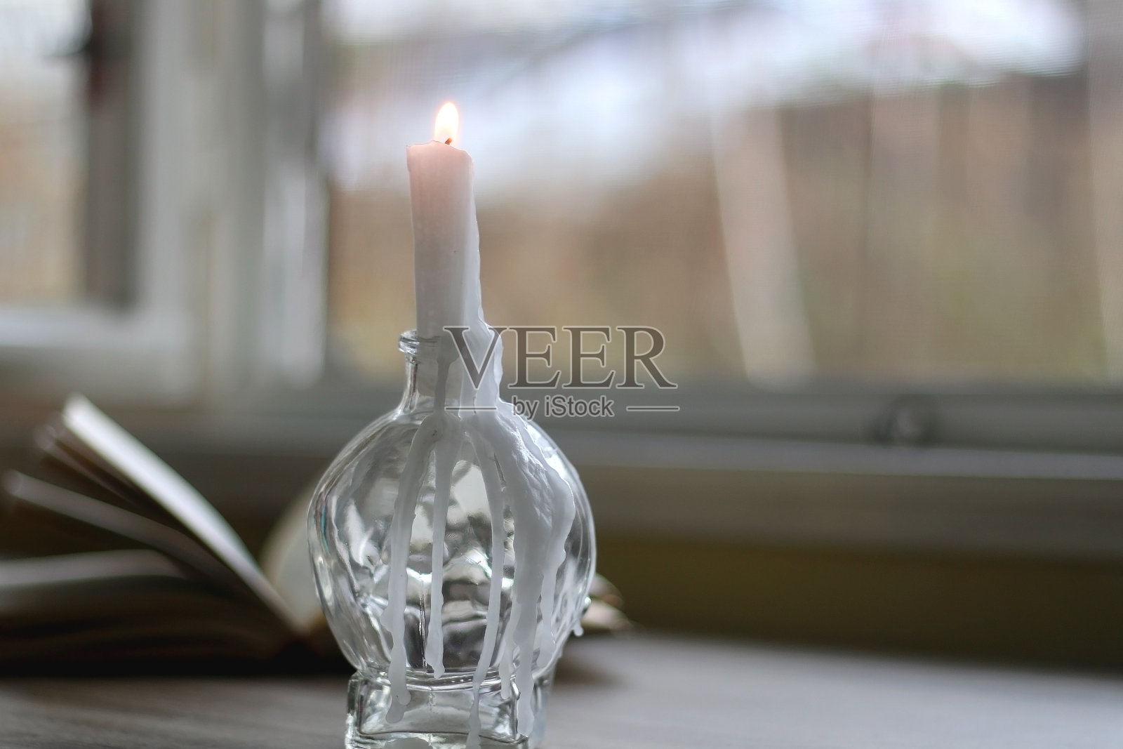 蜡烛和书照片摄影图片