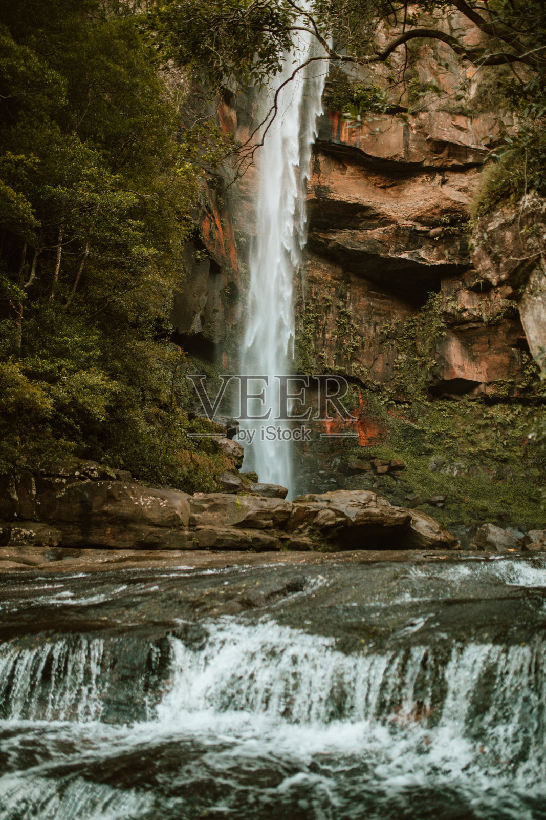 澳大利亚南部高地的贝尔莫瀑布照片摄影图片