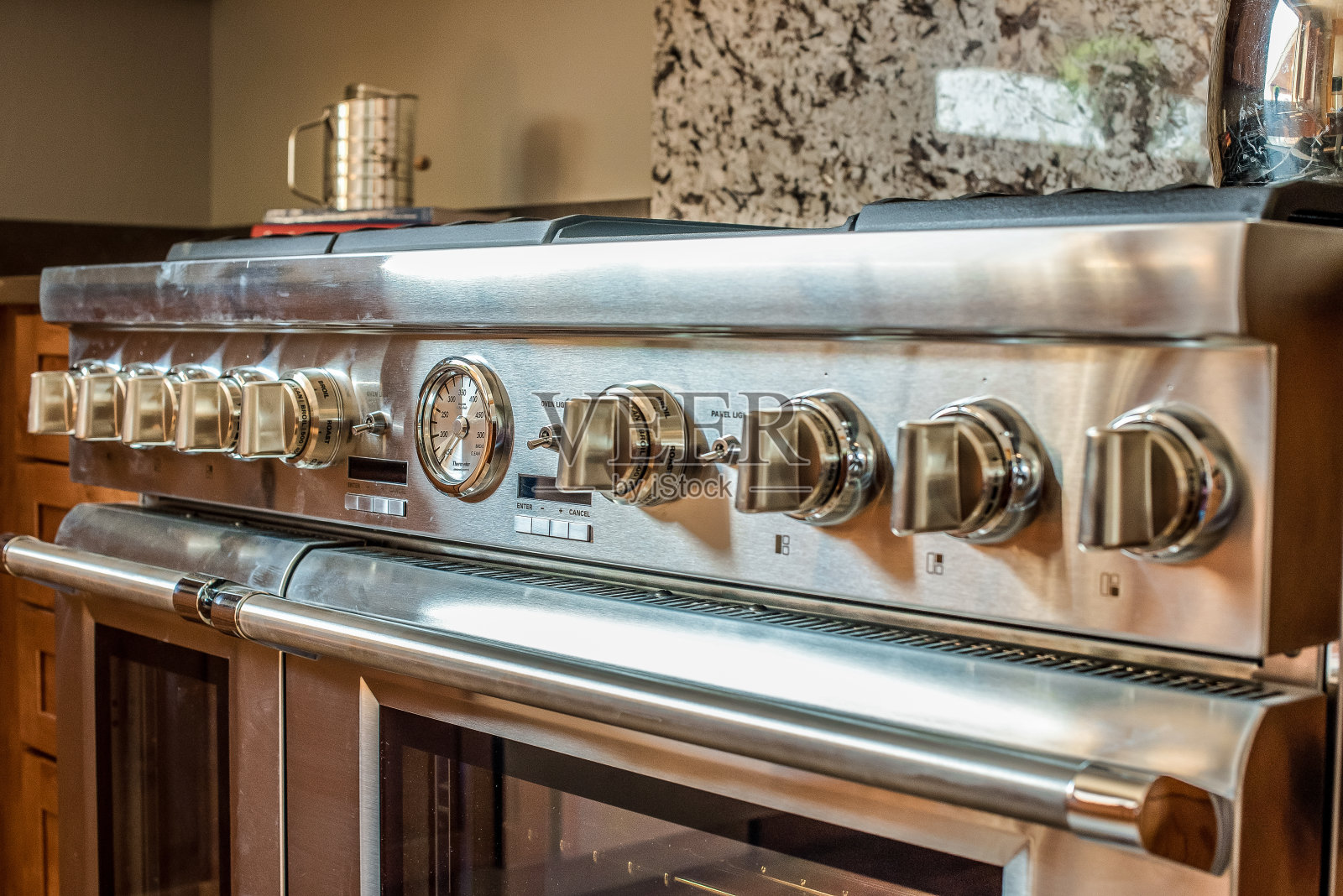 新的Thermador烤箱和炉子照片摄影图片