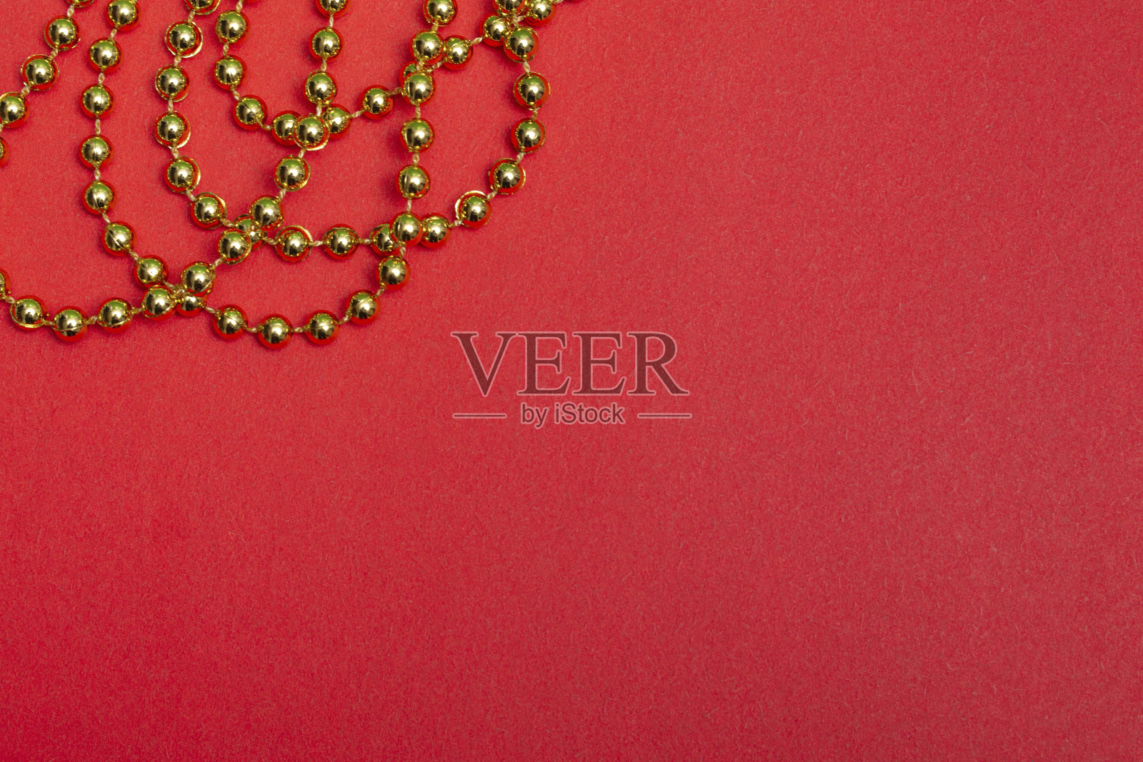 喜庆的红色闪亮背景。新的一年圣诞节。与复制空间。照片摄影图片