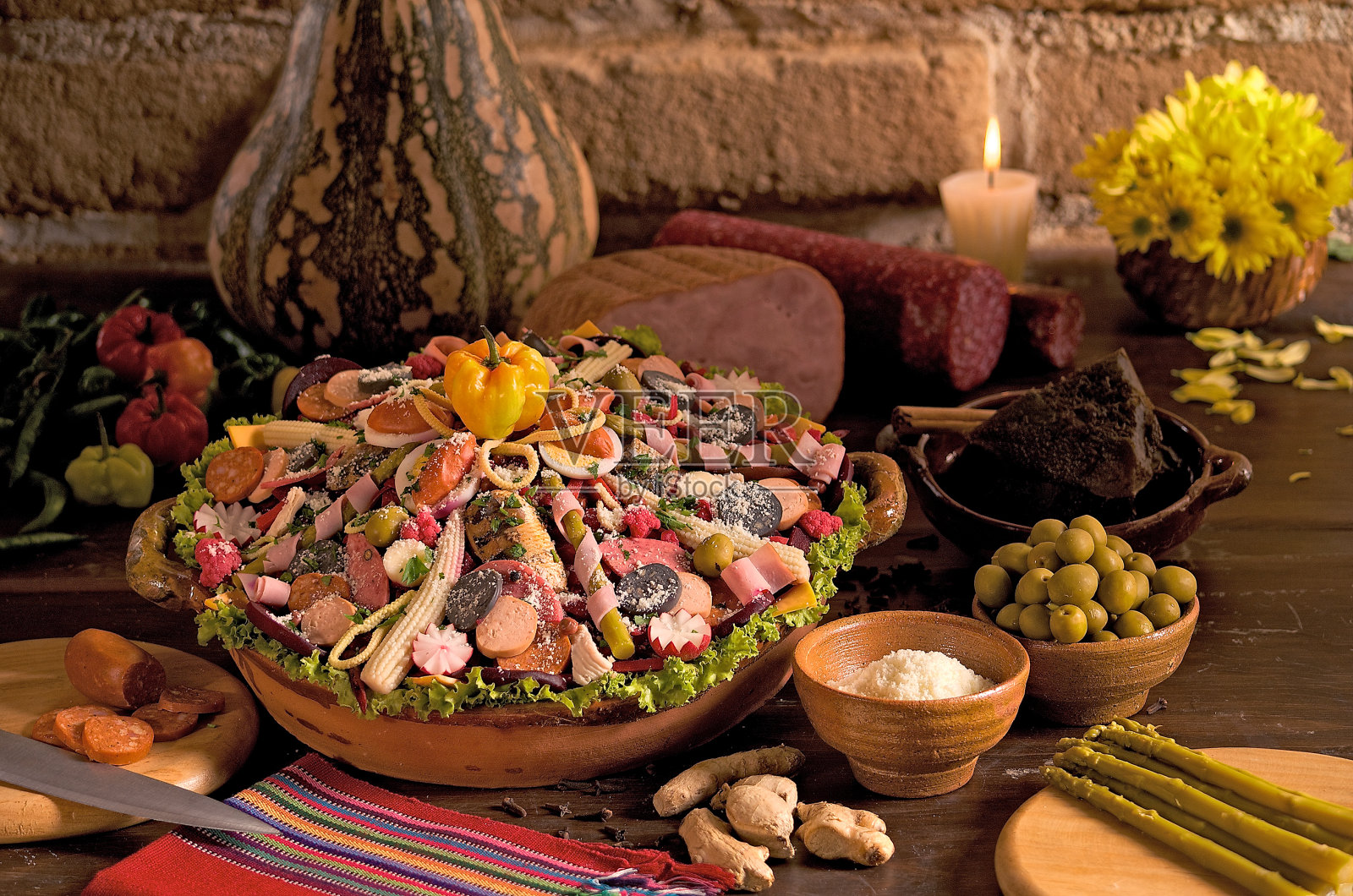 危地马拉亡灵节传统菜肴Fiambre照片摄影图片