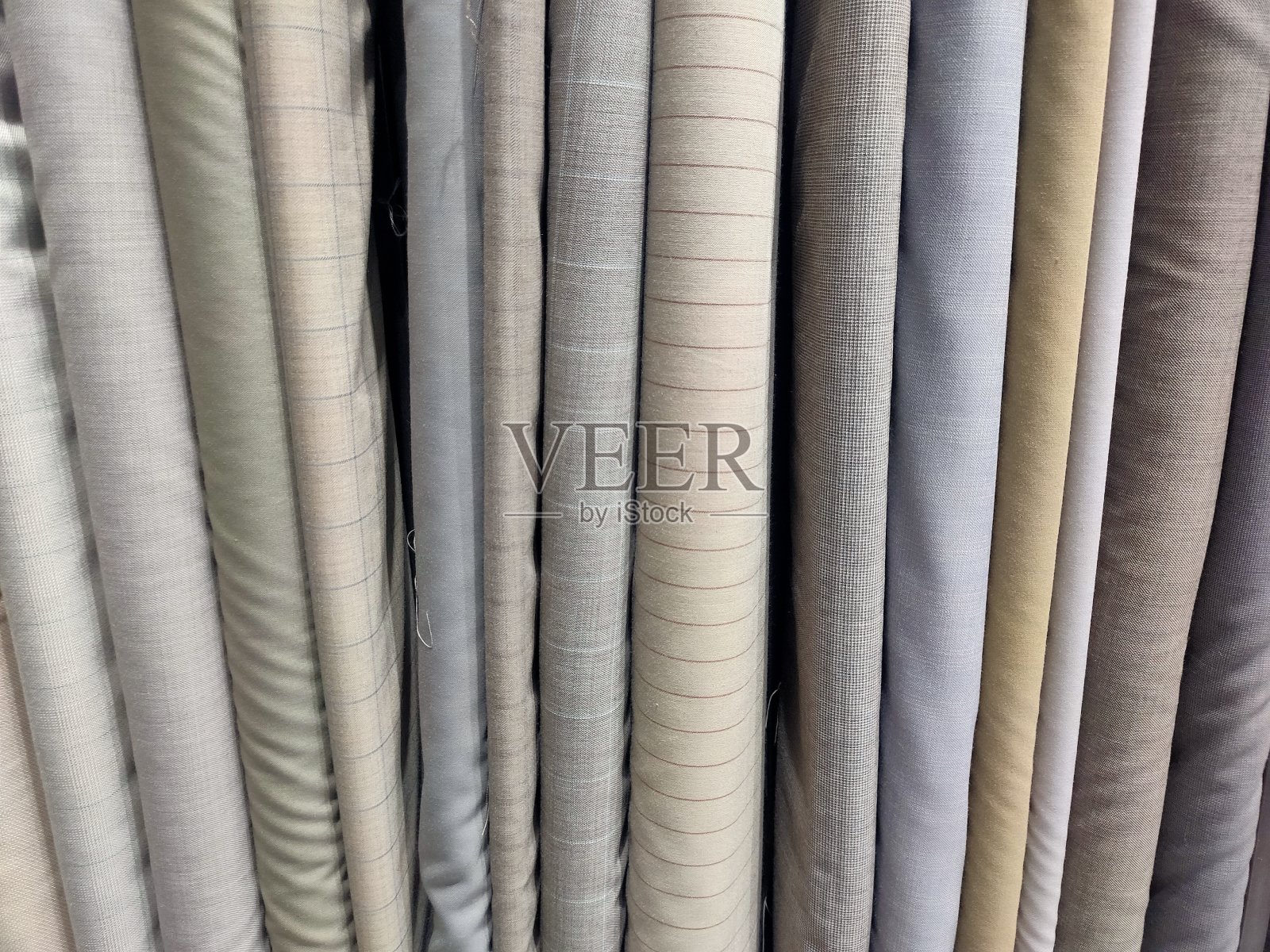 在印度当地市场的彩色布面料商店,缝纫材料,展示照片摄影图片