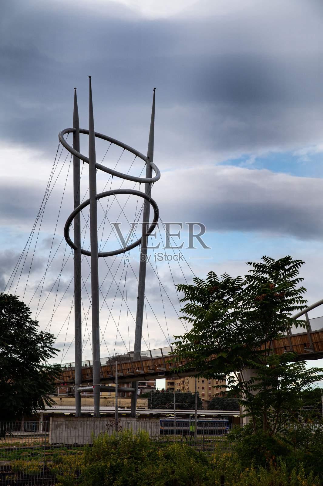 景观与车站的特尔尼照片摄影图片