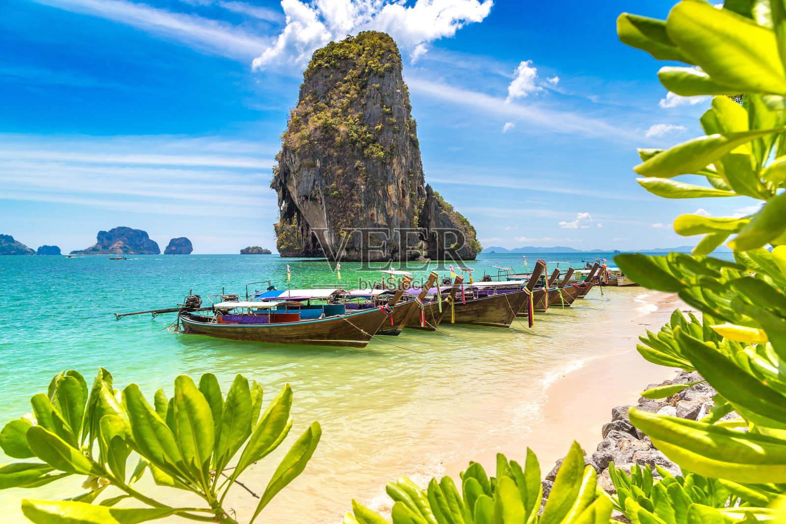 泰国Phra Nang海滩的船照片摄影图片