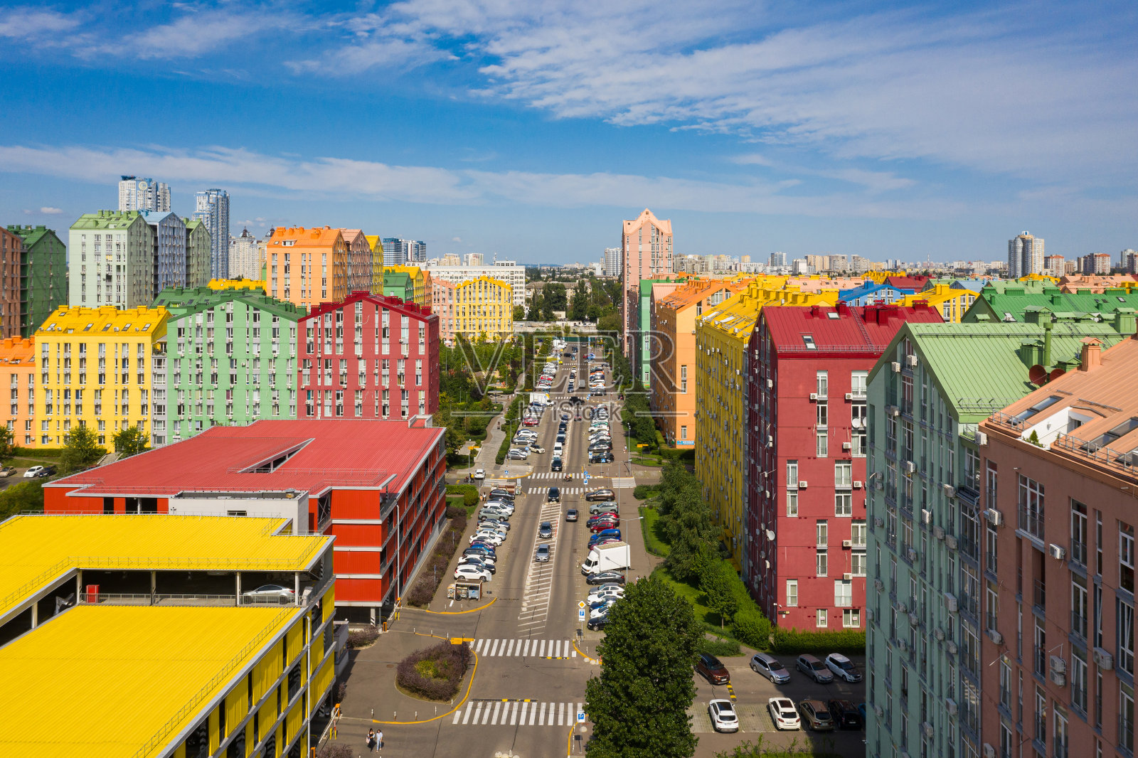 舒适小镇住宅区鸟瞰图照片摄影图片