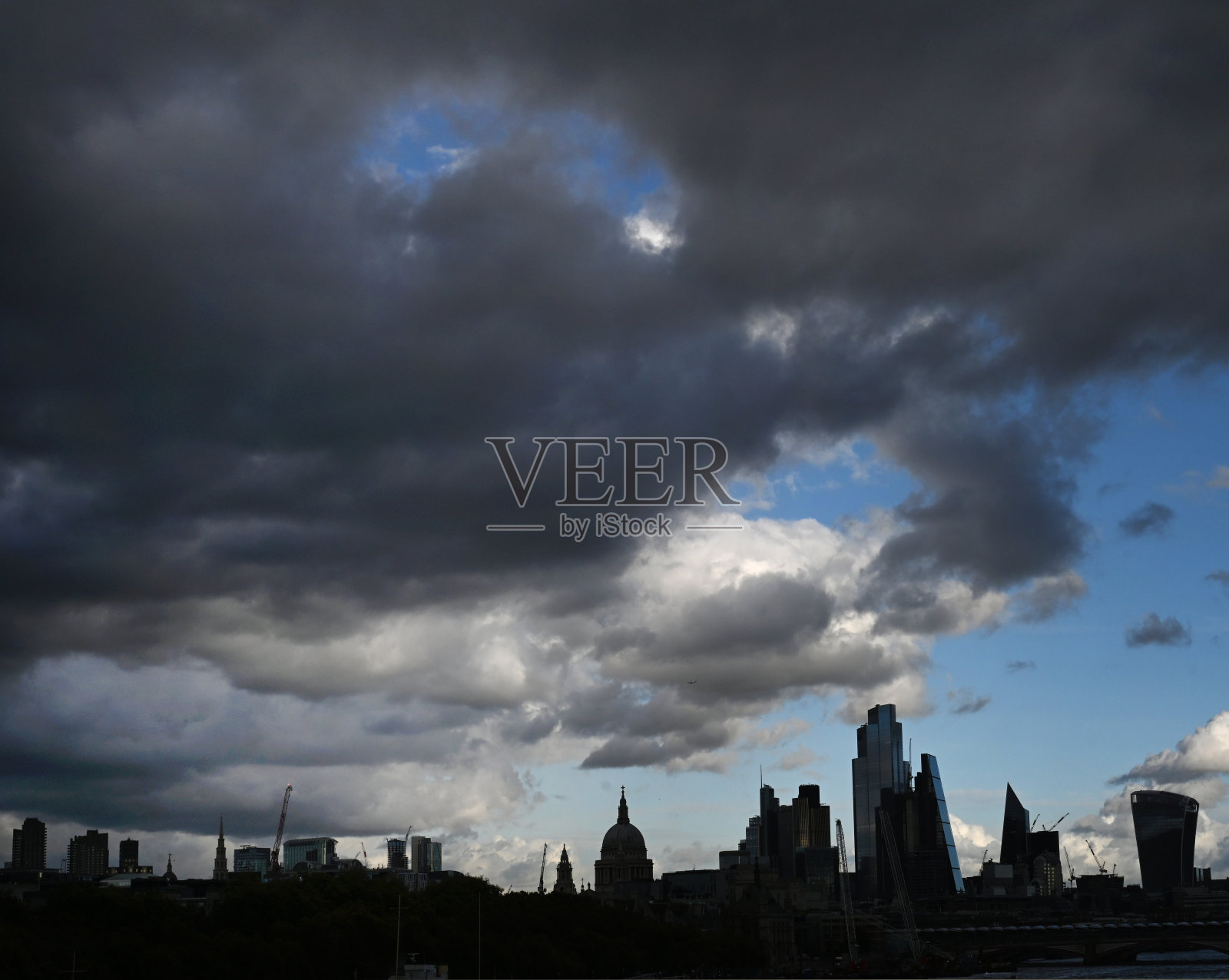 伦敦城市天际线照片摄影图片