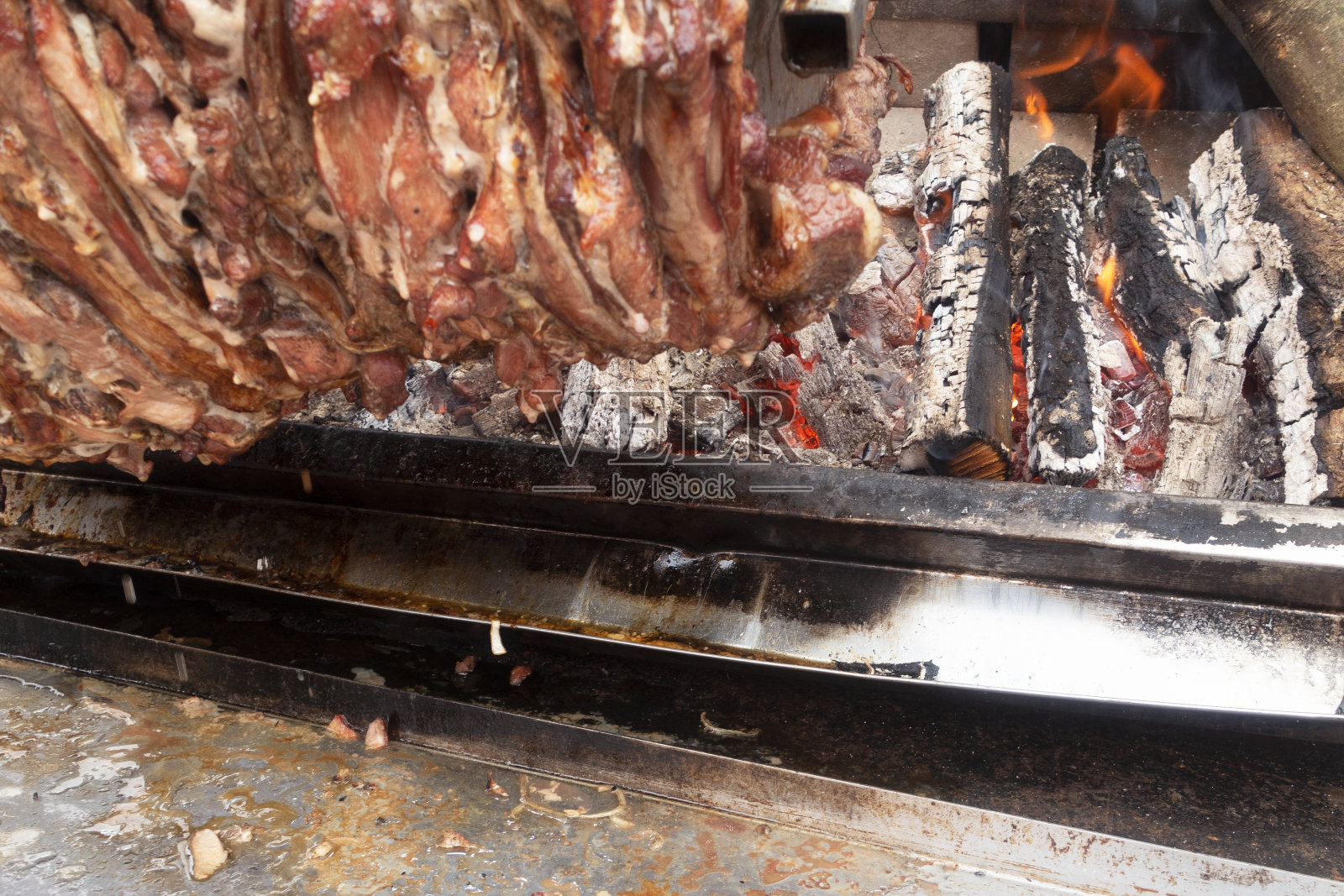 土耳其烤肉串。照片摄影图片
