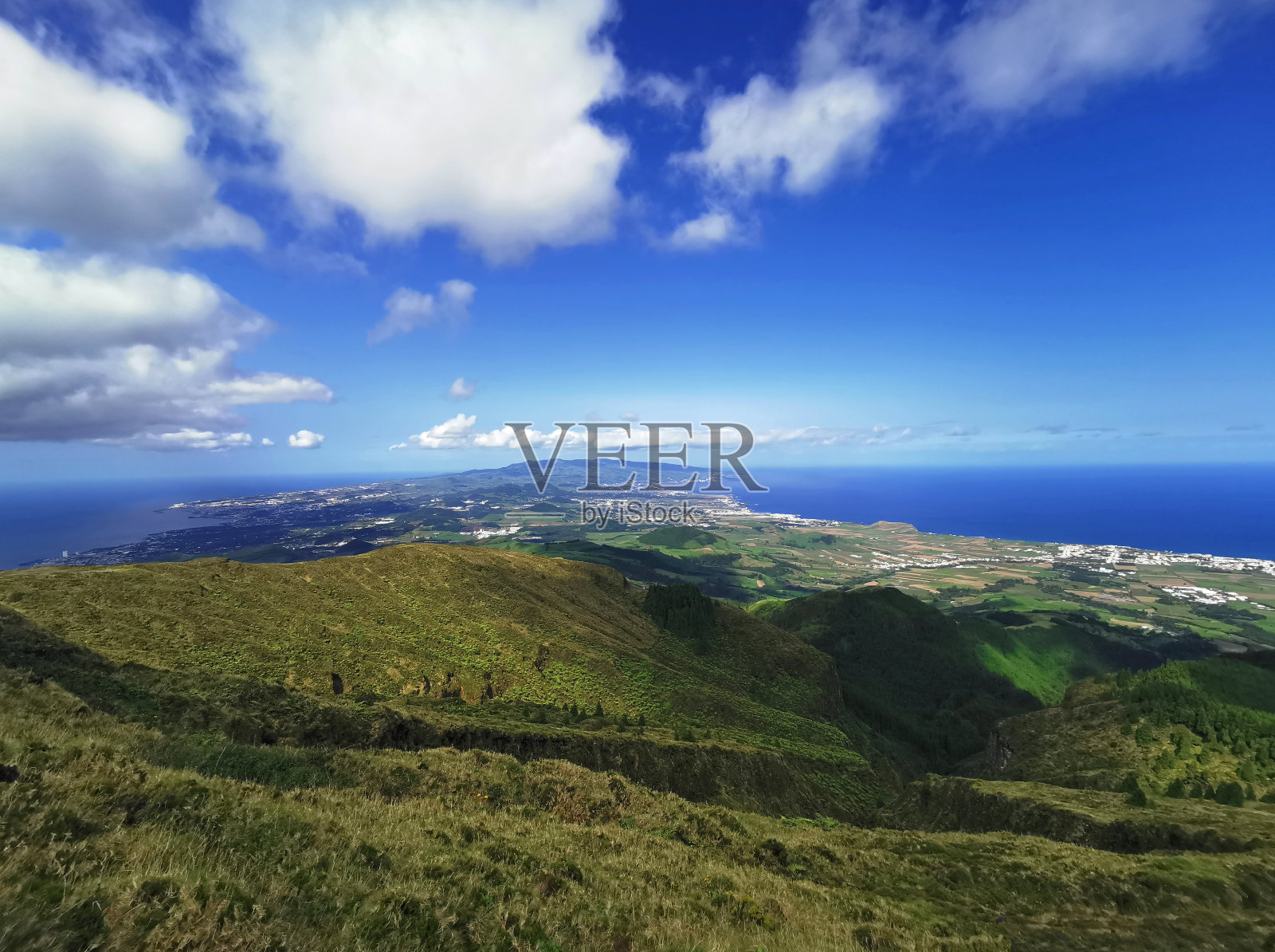 亚速尔群岛SAO miguel岛上令人惊叹的绿色景观照片摄影图片