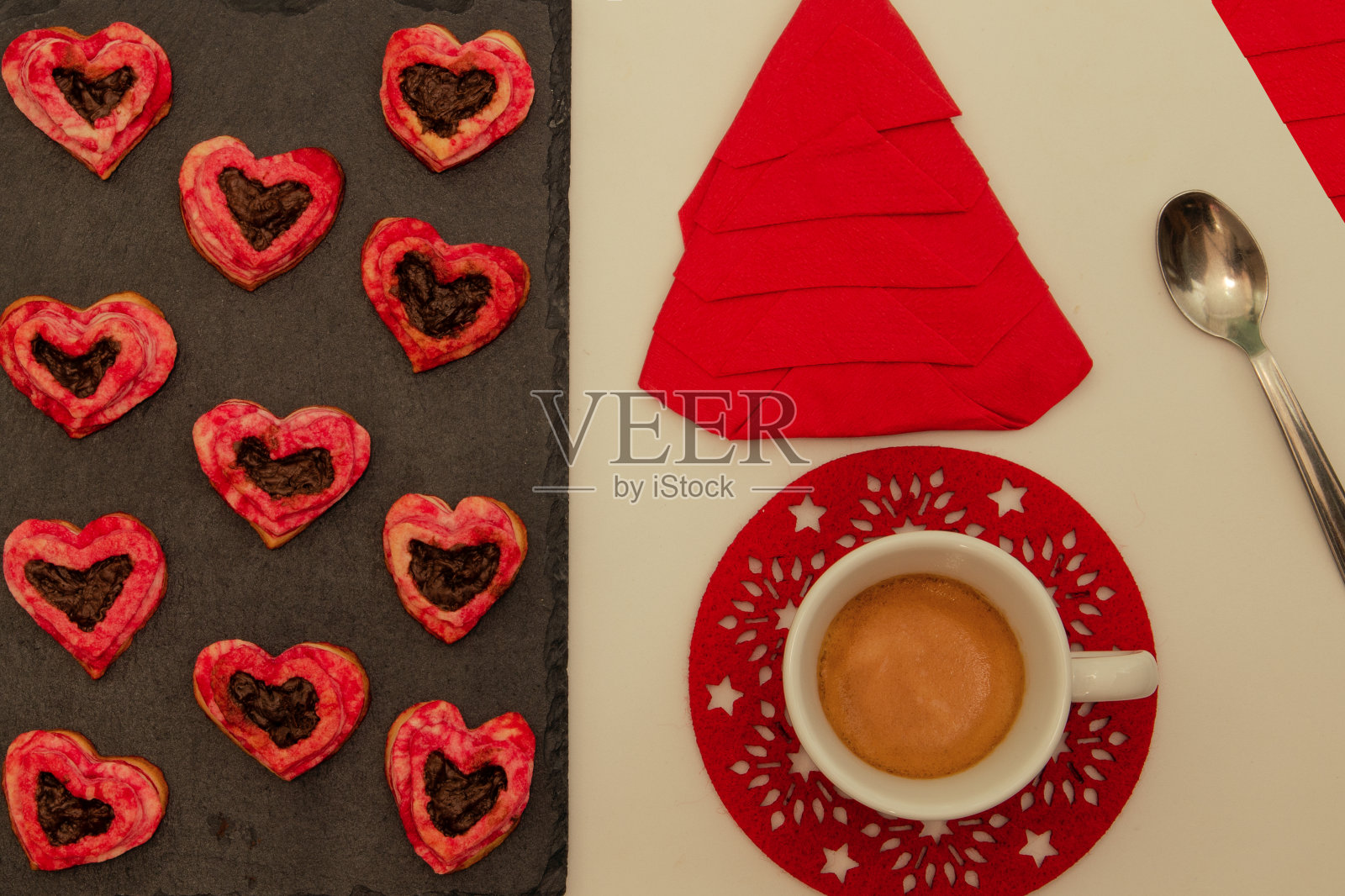 饼干,心型酥皮点心照片摄影图片