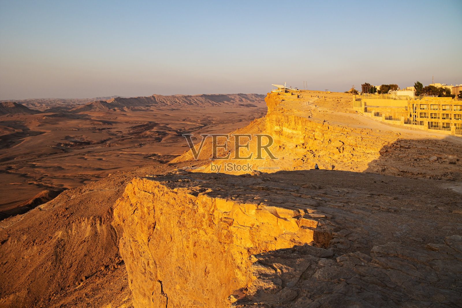 米茨佩拉蒙的沙漠城市风光照片摄影图片