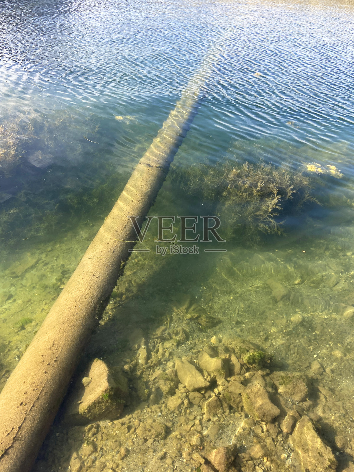 海底的管子。管道照片摄影图片