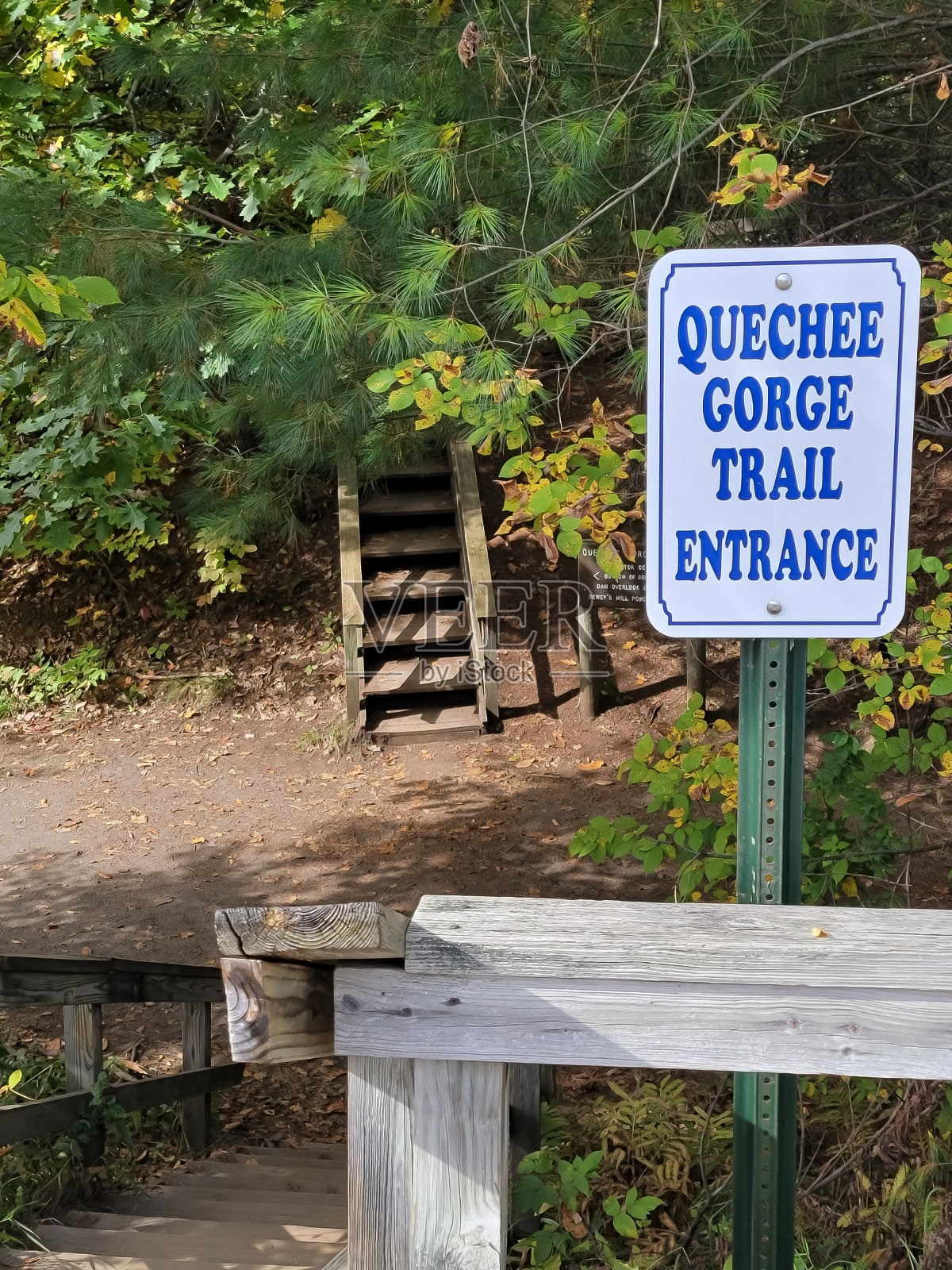 徒步旅行的峡谷照片摄影图片