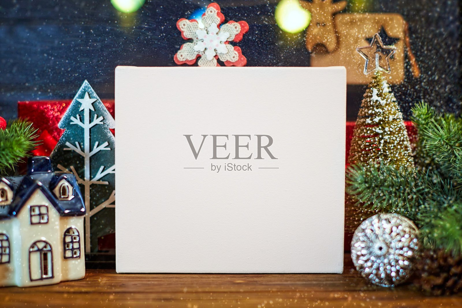 背景与复制空间模型。圣诞快乐,恭贺新禧。照片摄影图片