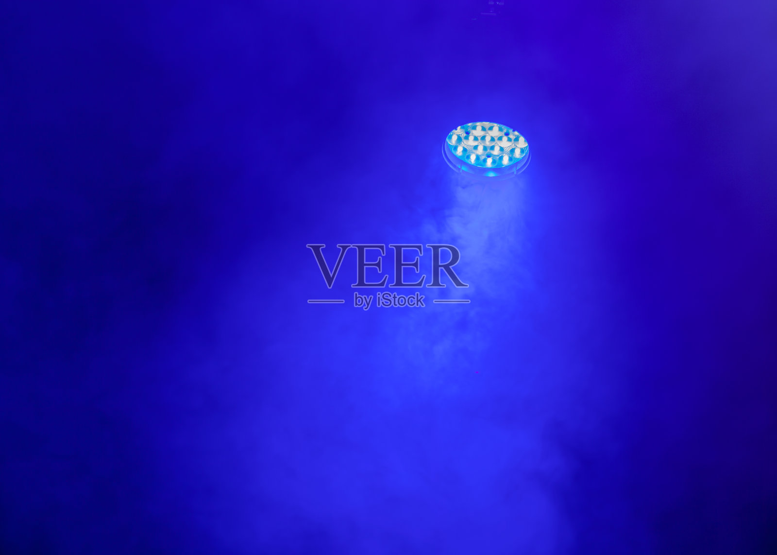 音乐会现场的灯光照片摄影图片