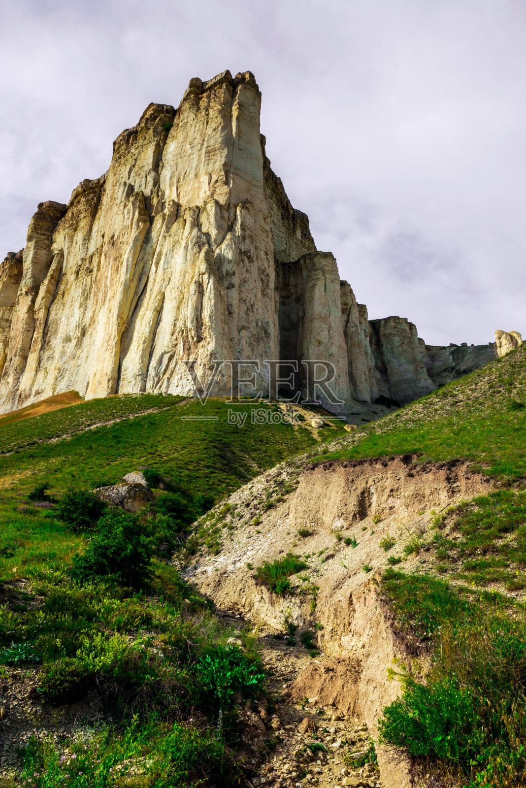 克里米亚半岛的秋季照片,Ak-Kaya White岩石照片摄影图片