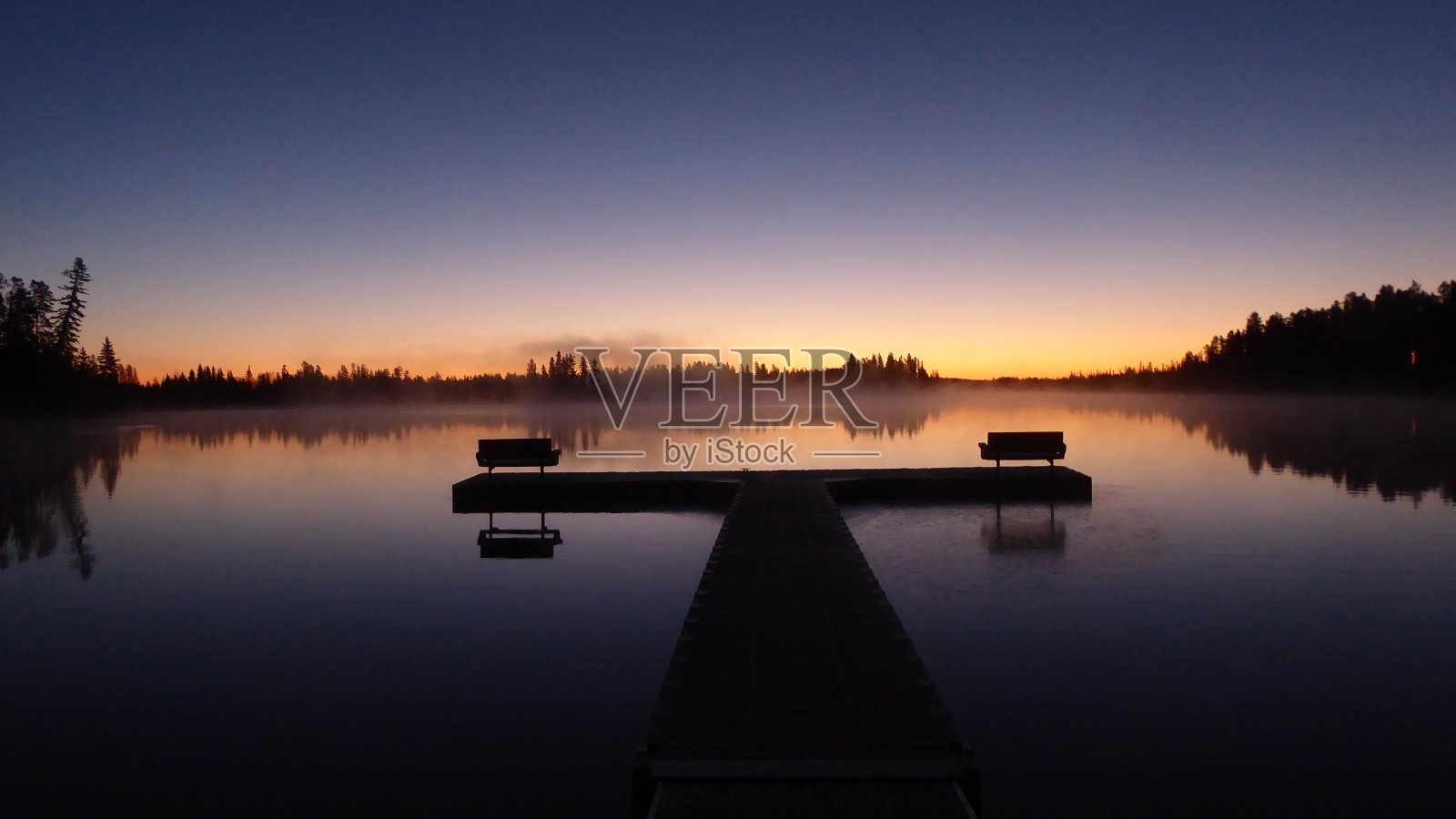 双子湖的日出照片摄影图片