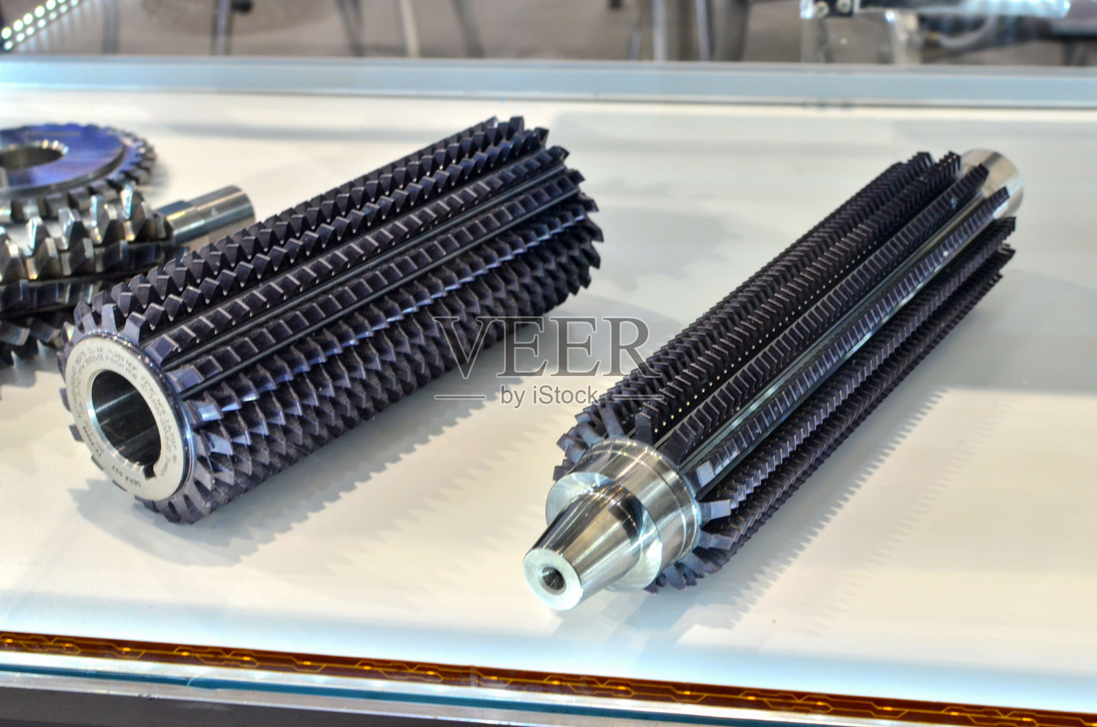 金属工业,齿轮切削用滚刀。照片摄影图片