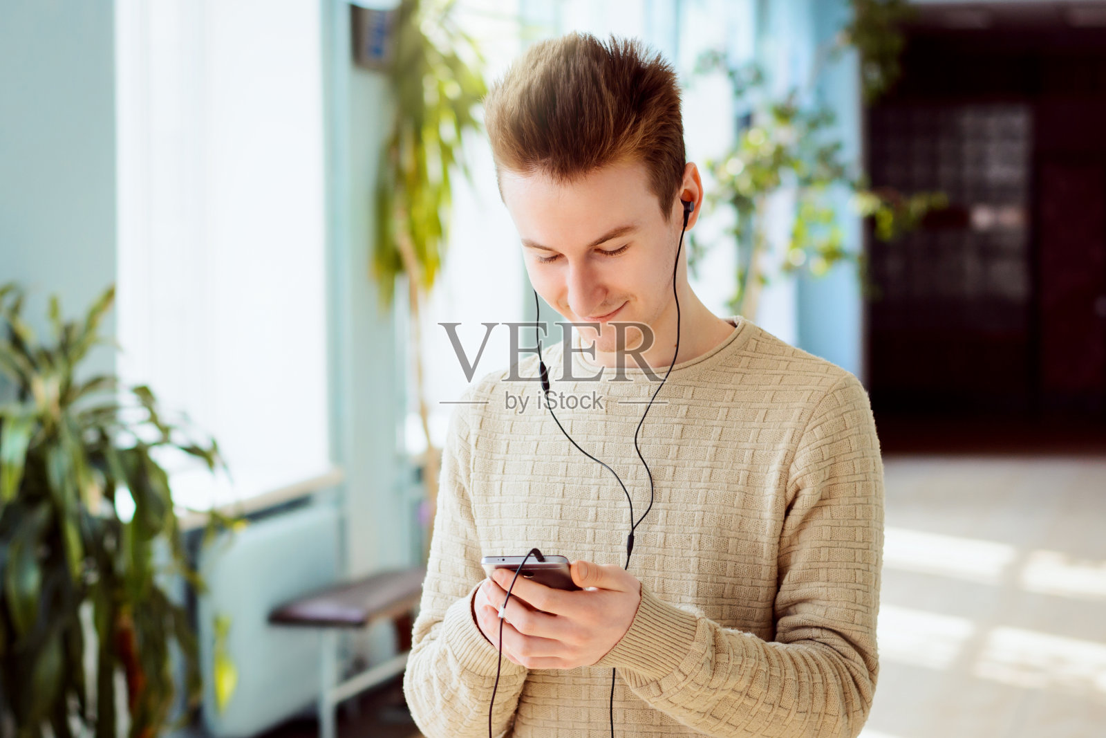 快乐的学生照片摄影图片