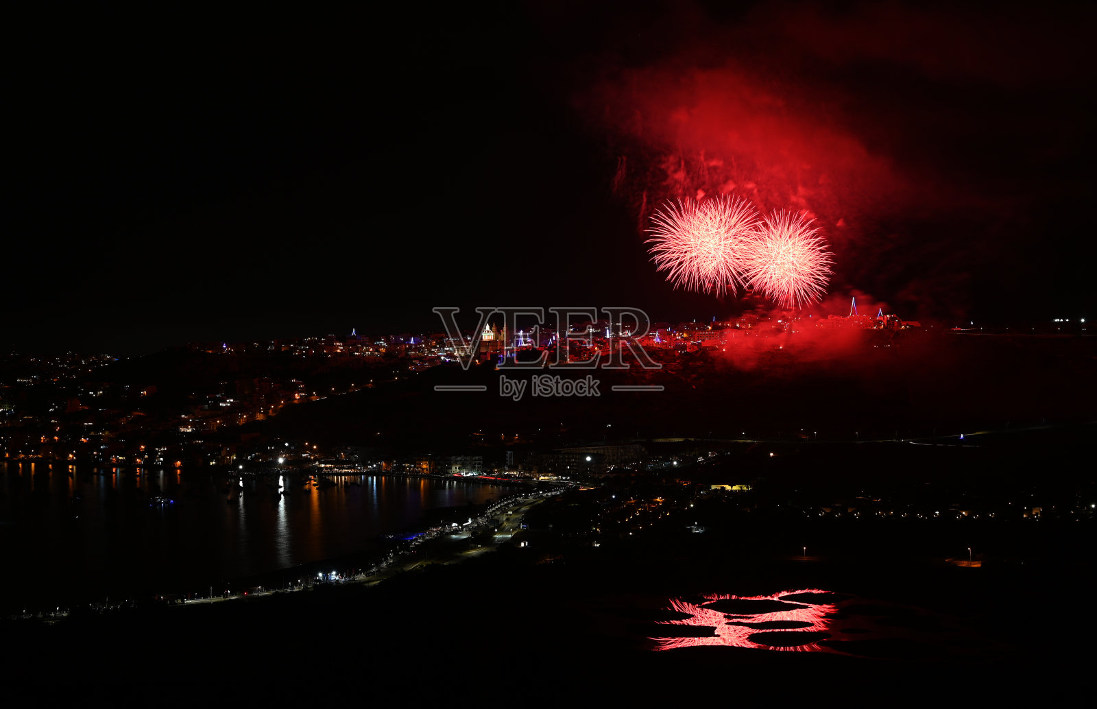 烟花在马耳他照片摄影图片