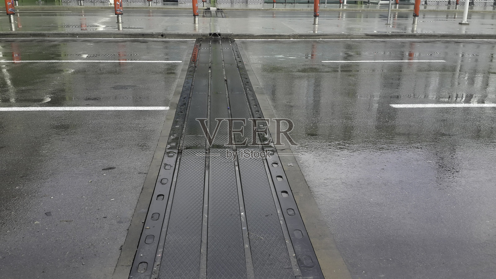 用于公路、桥梁的橡胶伸缩缝照片摄影图片