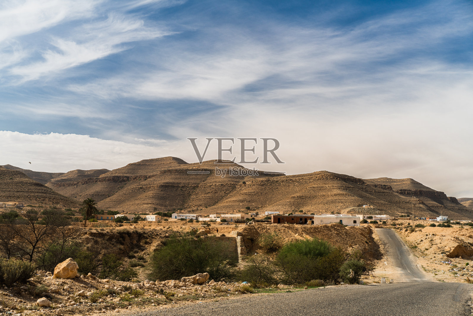 赞莫,柏柏尔镇在突尼斯的达哈尔照片摄影图片