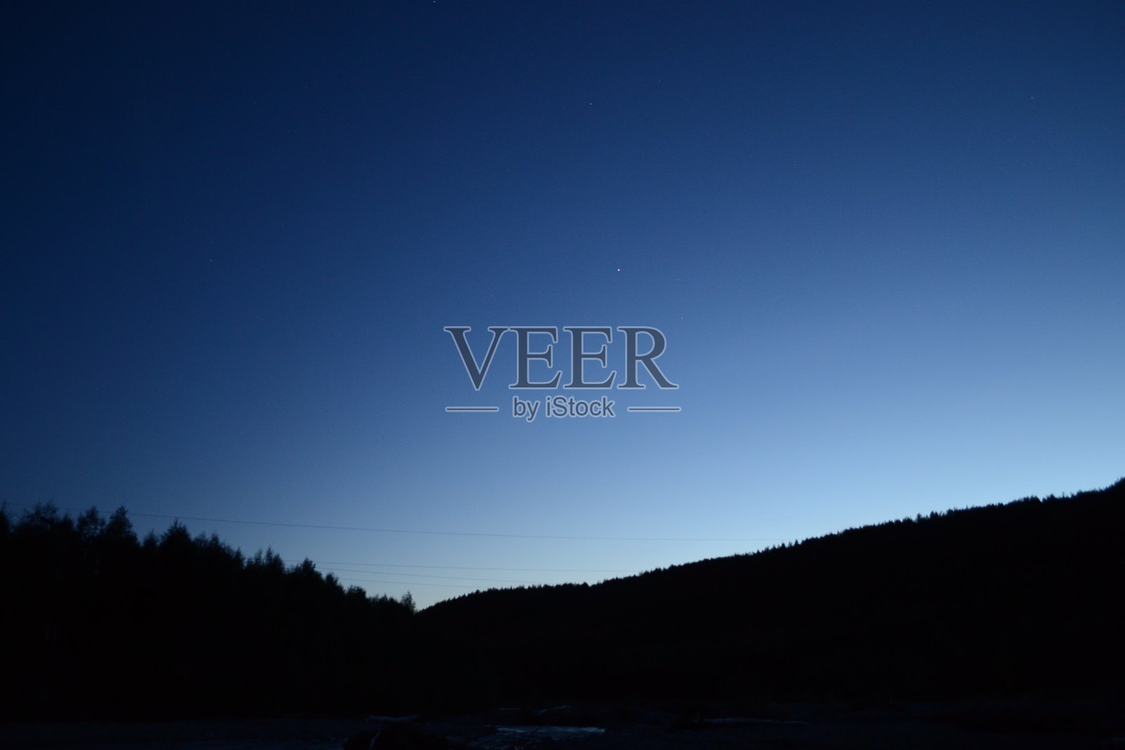 蓝色的天空照片摄影图片