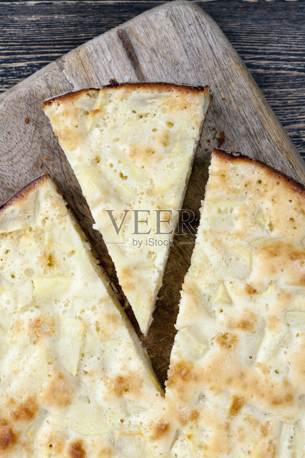 自制的圆形苹果派照片摄影图片