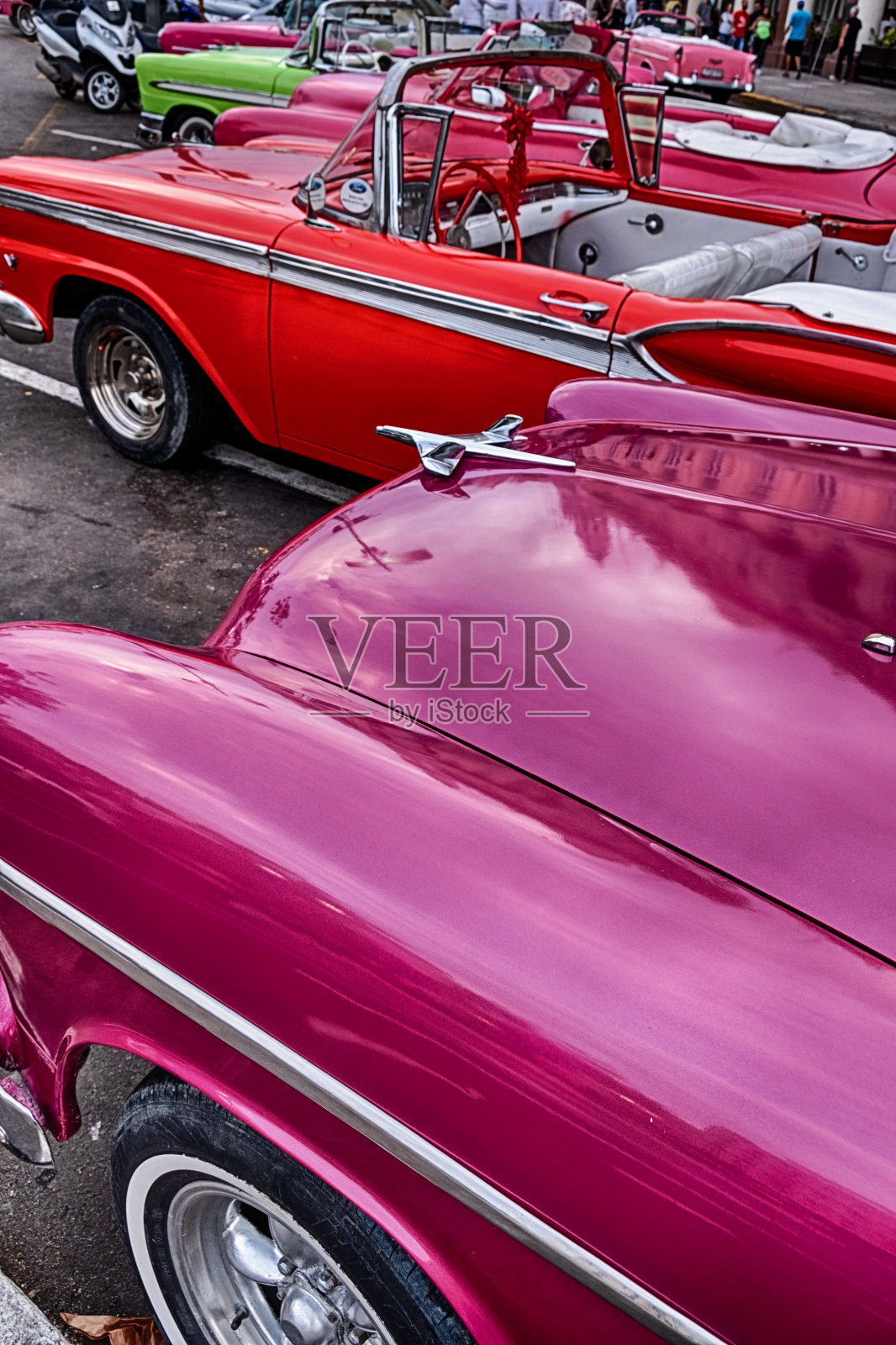 哈瓦那彩色出租出租车照片摄影图片