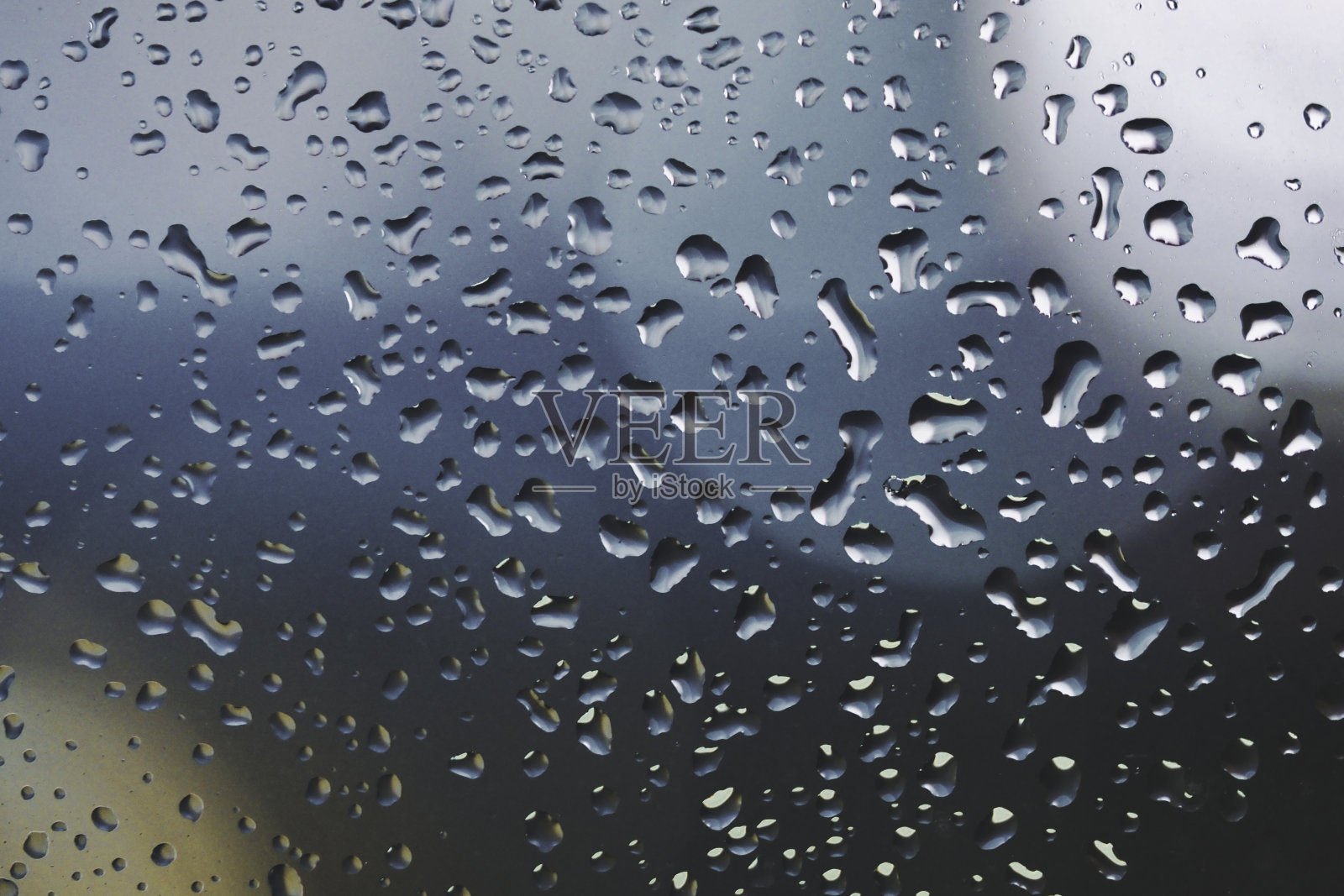 窗户玻璃纹理带有雨滴照片摄影图片