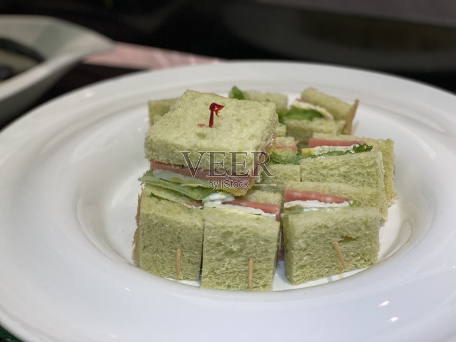 传统的烹饪三明治照片摄影图片