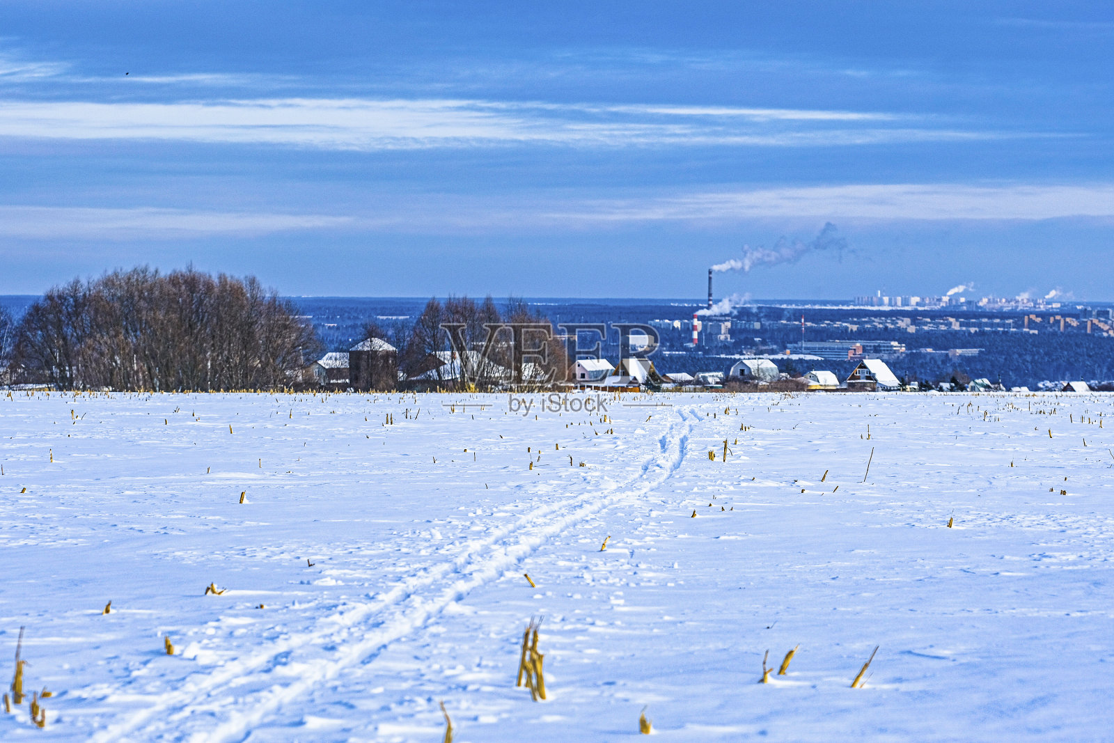 俄罗斯谢尔普霍夫市的冬季景观全景照片摄影图片