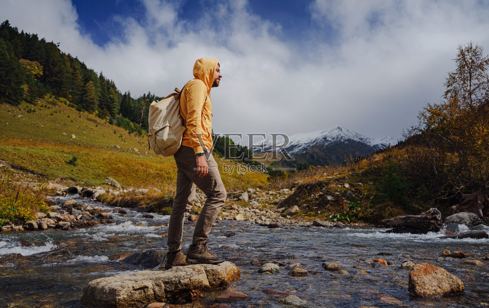 前往北高加索,阿尔赫茨,俄罗斯照片摄影图片
