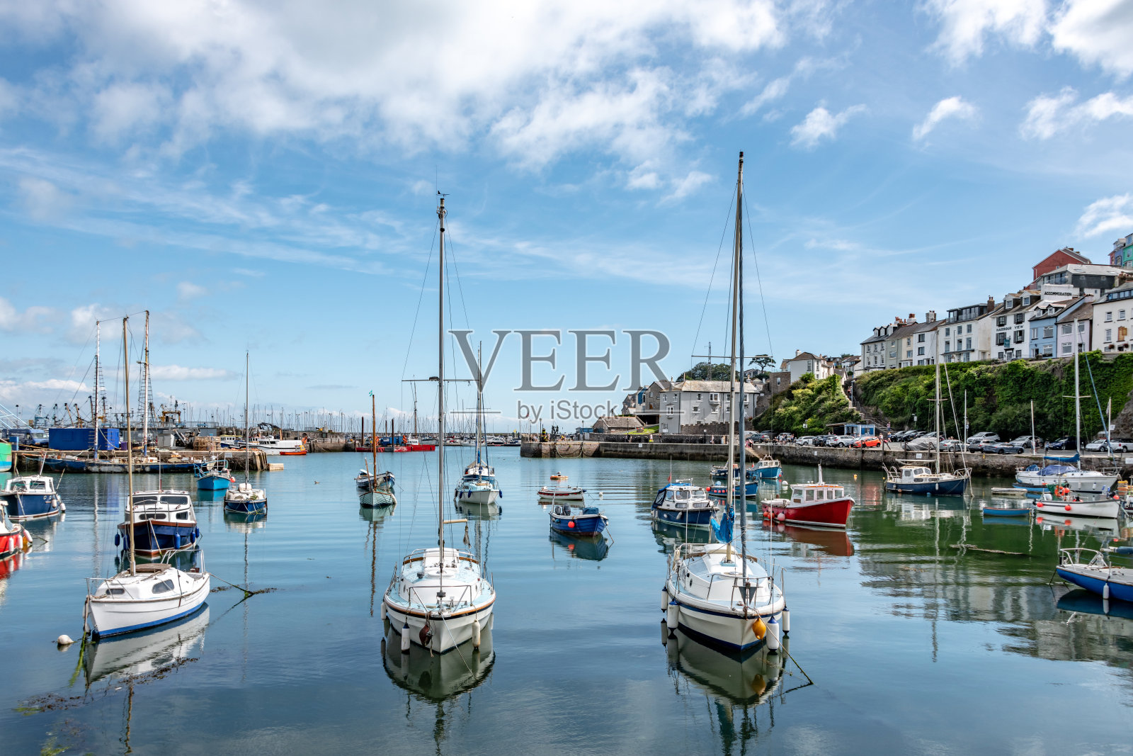 布里克斯汉姆港的船只照片摄影图片