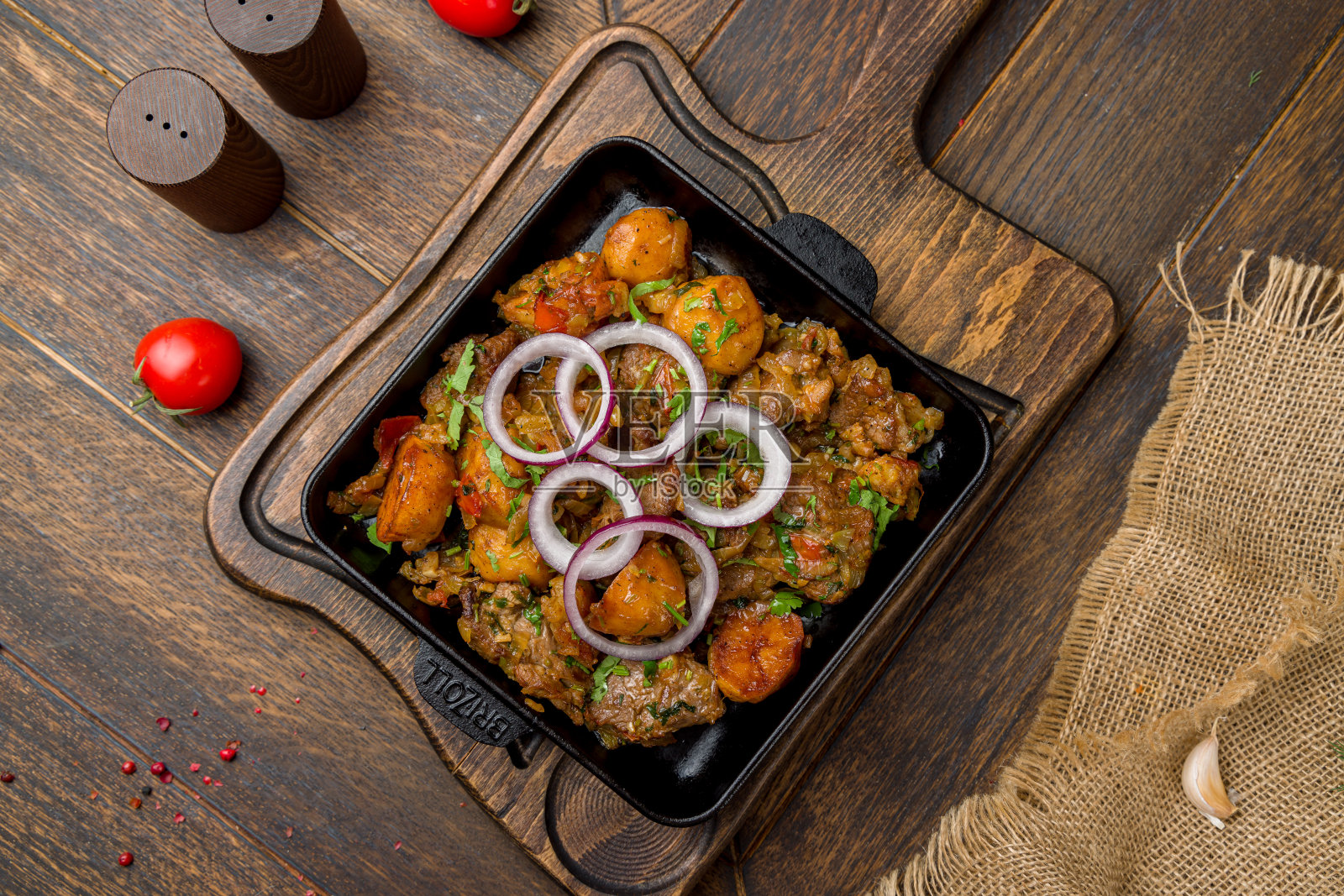 在木桌上的格鲁吉亚厨房顶视图照片摄影图片