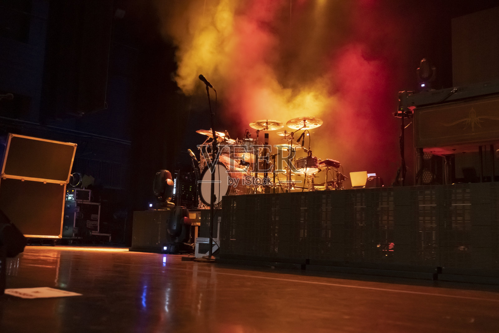 音乐会鼓组照片摄影图片