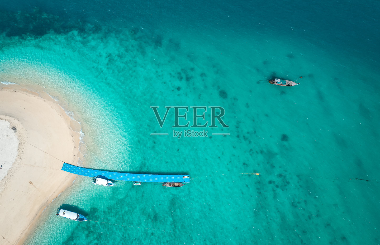 泰国普吉岛的猫岛Koh Khai Nai照片摄影图片