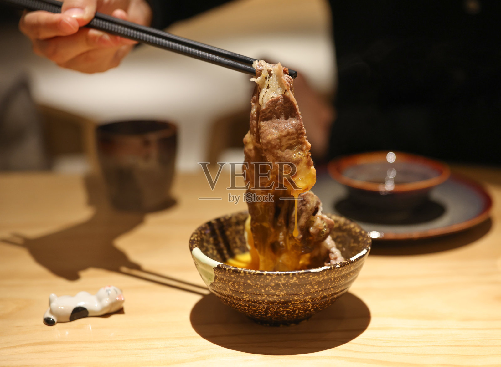 日语风格Sukiyaki照片摄影图片