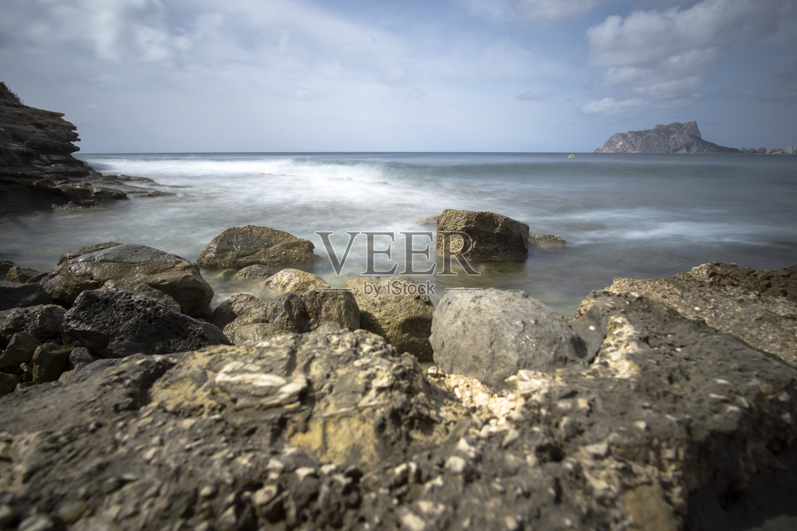 从西班牙阿利坎特的Moraira角度观看Marina Alta海岸照片摄影图片