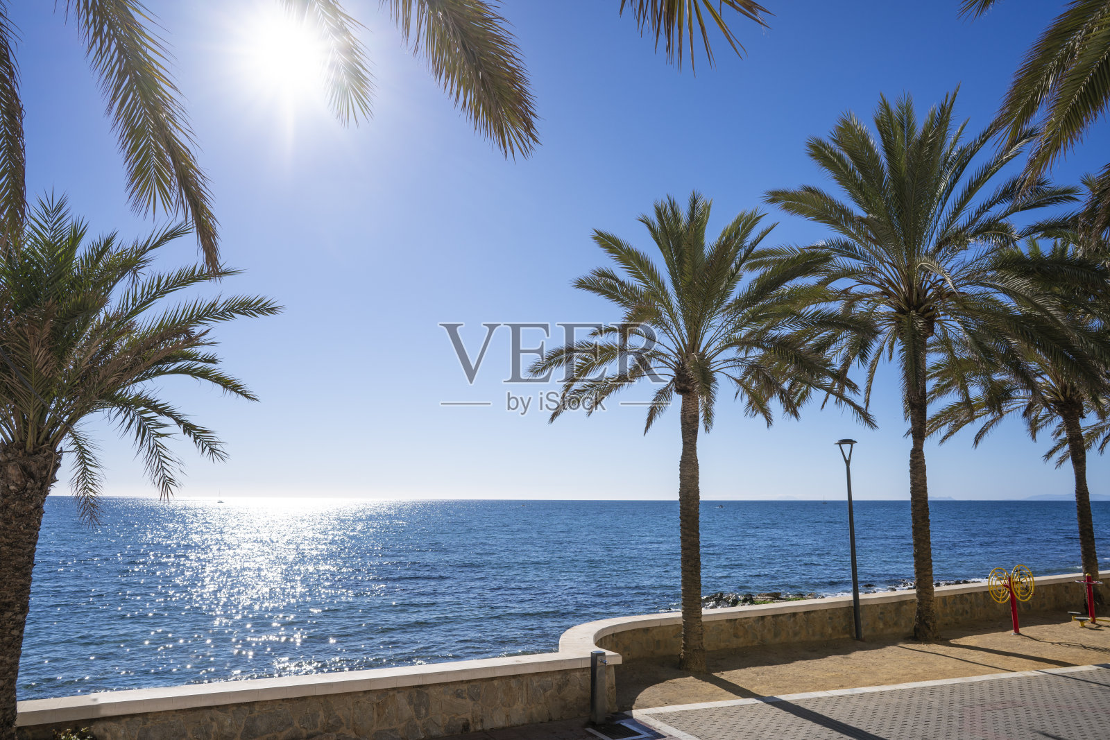 马贝拉海滩照片摄影图片