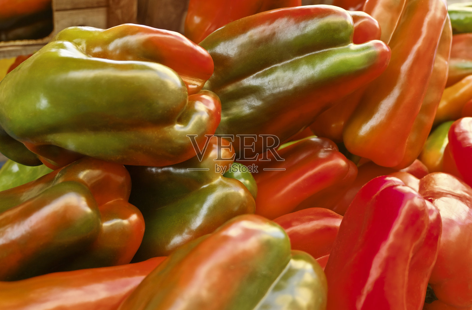 农贸市场的新鲜蔬菜照片摄影图片