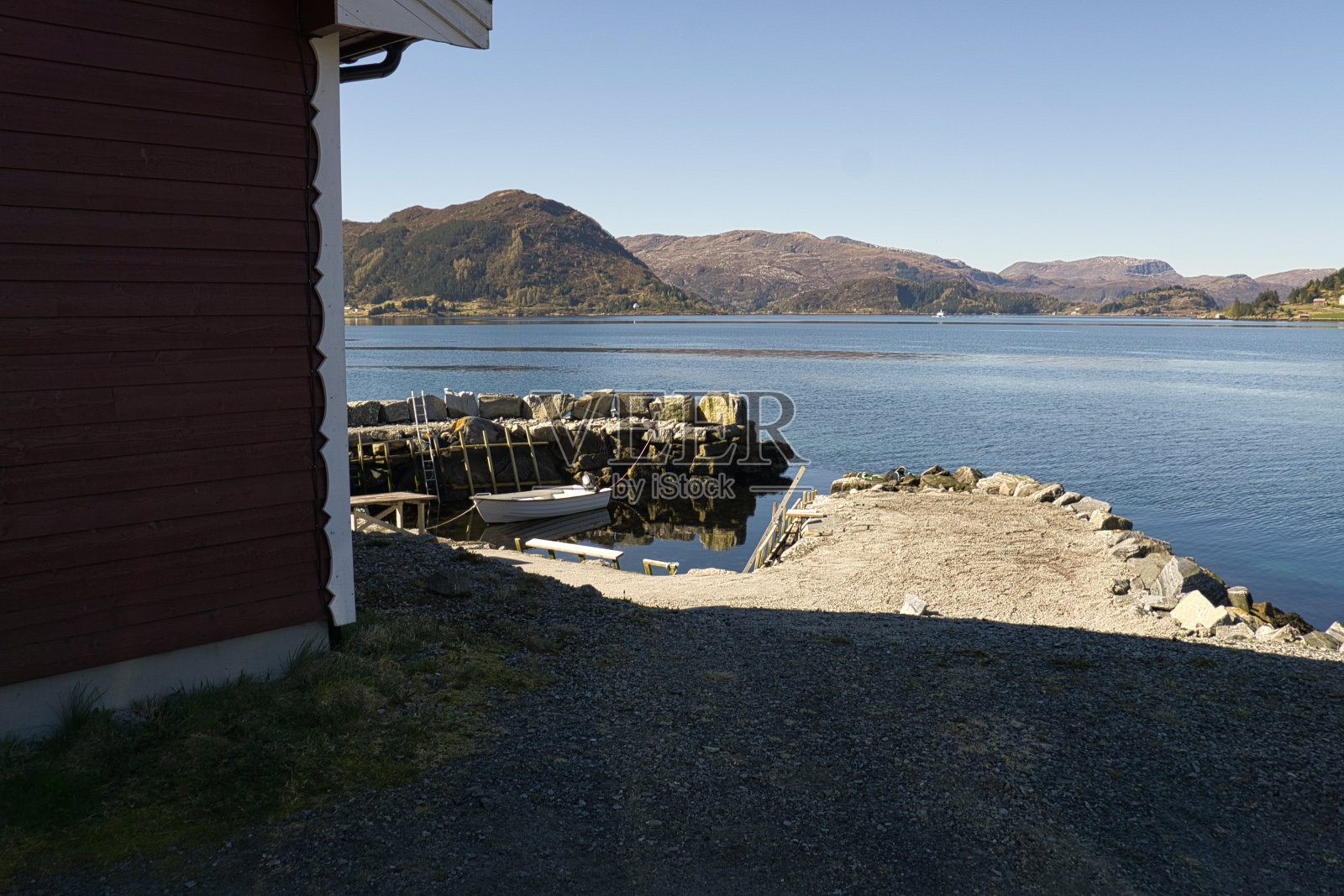 挪威西岬峡湾的景色。塞尔杰是一个钓鱼的天堂照片摄影图片