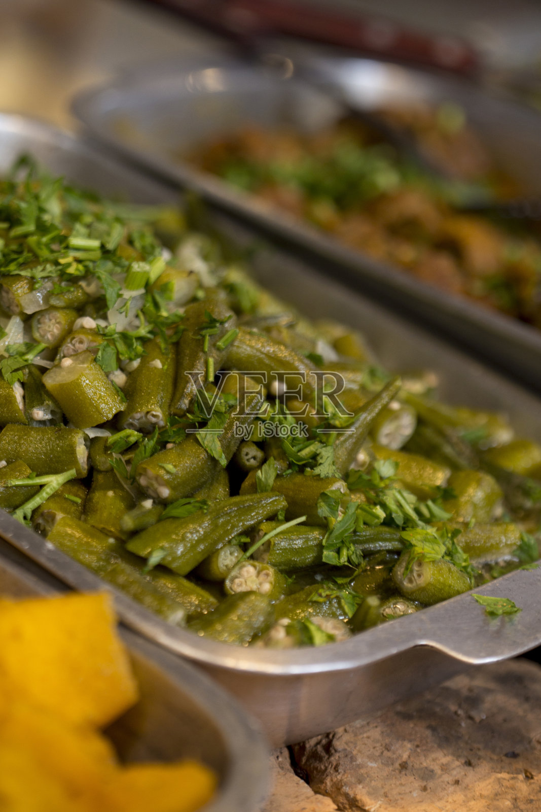 巴西菜:炒秋葵照片摄影图片