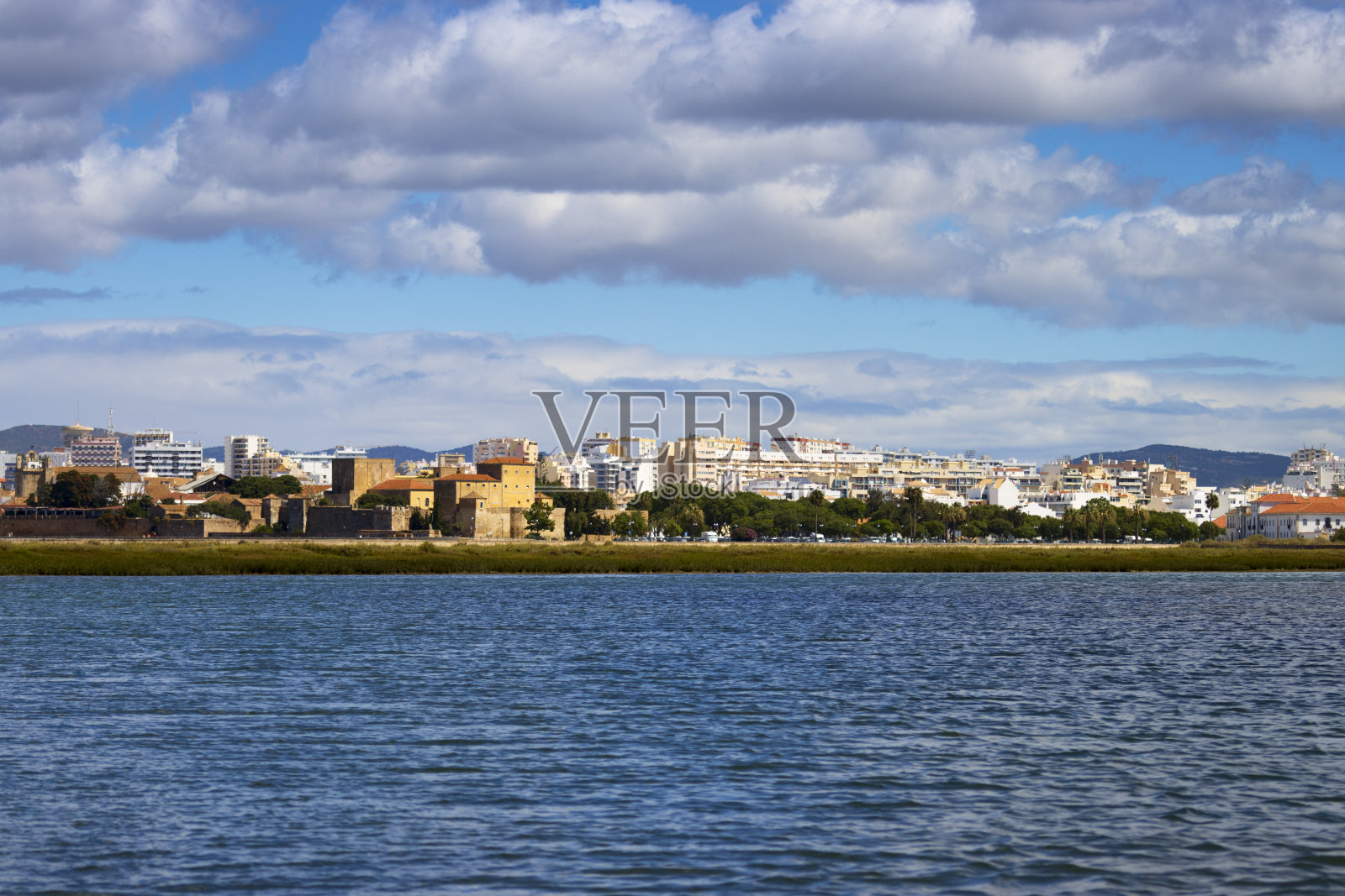 来自泻湖的法罗。照片摄影图片